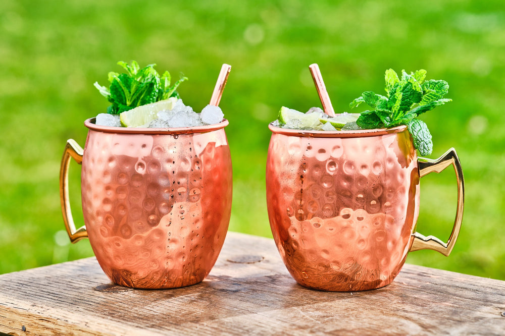 Cosy & Trendy Moscow Mule Cocktailbecher mit Strohhalmen – 450 ml – Gehämmertes Kupfer – 2 Stück