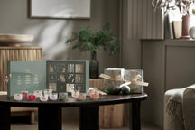 WoodWick Adventskalender 12 Days of Fragrance - 12 Stück - Duftkerze im Glas - Holzdocht