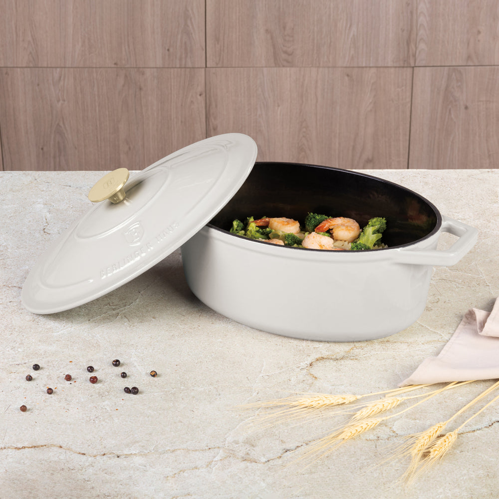 BerlingerHaus Bräter Matt Crème Oval - Gusseisen - 30 x 22 cm - geeignet für alle Wärmequellen - emaillierte Antihaftbeschichtung