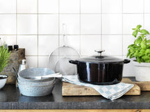 BK Braadpan Bourgogne Jet Black Gietijzer ø 20 cm / 2.5 Liter - sfeerbeeld 1