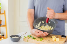 KitchenAid Kartoffelstampfer Classic Kaiserrot Kunststoff 25,5cm - Püree