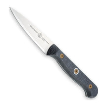 Messermeister Schilmes Custom 9 cm met blauw-grijs heft, vrijstaand op witte achtergrond
