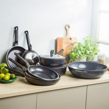 BK Hapjespan met deksel Easy Induction Zwart ø 28 cm / 4.6 Liter - sfeerbeeld 1