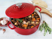 BK Topfset Bourgogne Chili Red Gietijzer 3-teilig - Bräter ø 24, 28 cm & Grillpfanne 26x26 cm - geeignet für alle Wärmequellen