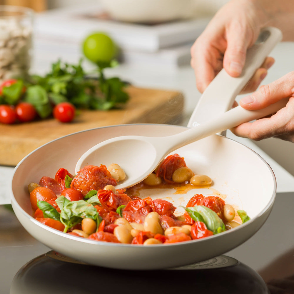 GreenPan Koekenpan Essence Pro Clay ø 24 cm - sfeerbeeld 2