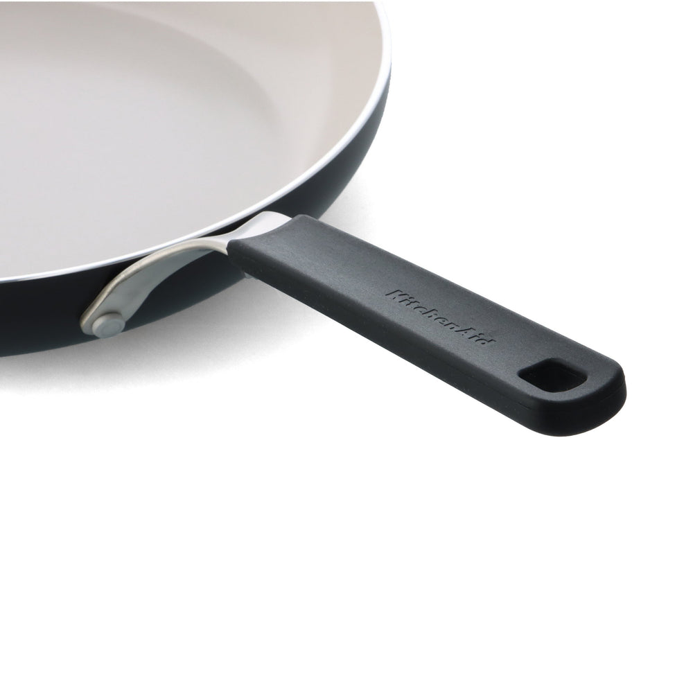 KitchenAid Koekenpan Aluminium Mat Zwart ø 20 cm - detail 1