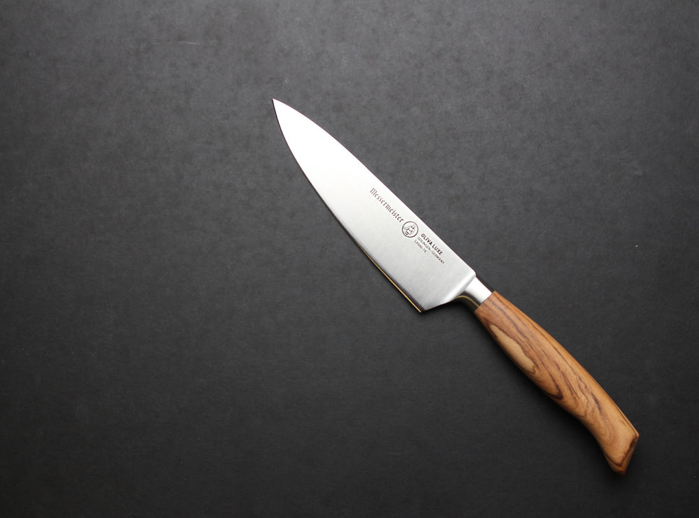 Messermeister Koksmes Oliva Luxe Olijfhout 16.5 cm - sfeerbeeld 1