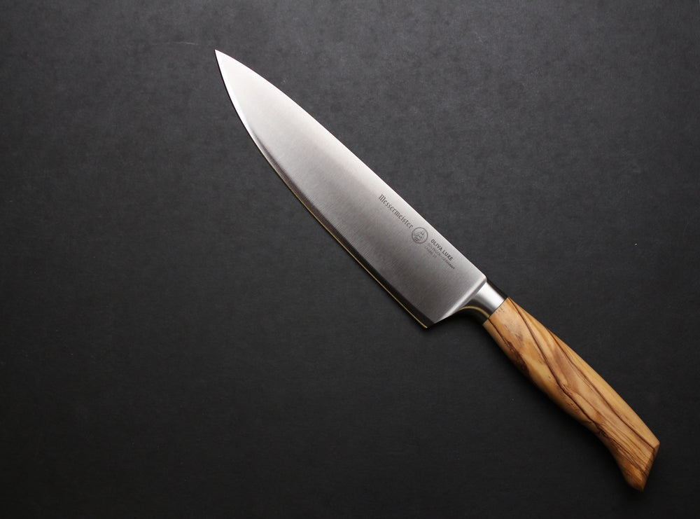 Messermeister Koksmes Oliva Luxe Olijfhout 20 cm - sfeerbeeld 2