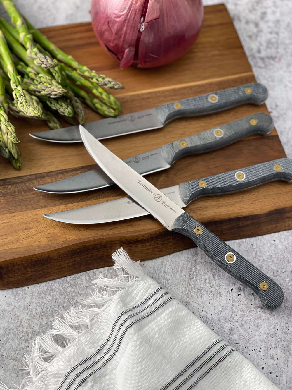 Messermeister Steakmessen Custom 12 cm - 4 stuks - sfeerbeeld 5
