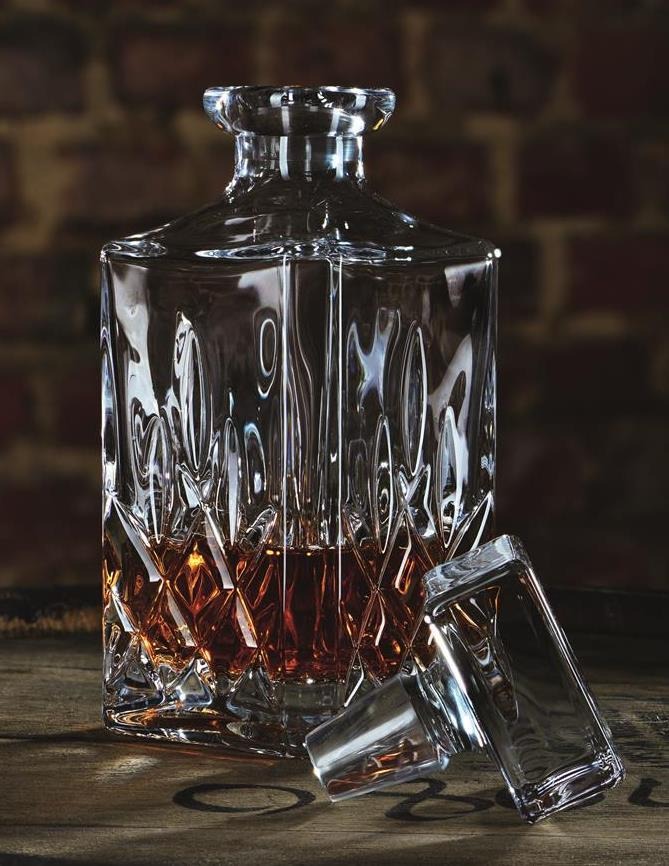 Nachtmann Whiskey Set Noblesse 3-delig - Karaf 750 ml & 2 Whiskeyglazen 295 ml - sfeerbeeld 3