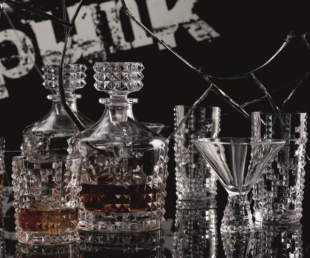 Nachtmann Whiskey Set Punk 3-delig - Karaf 750 ml & 2 Whiskeyglazen 348 ml - sfeerbeeld 2